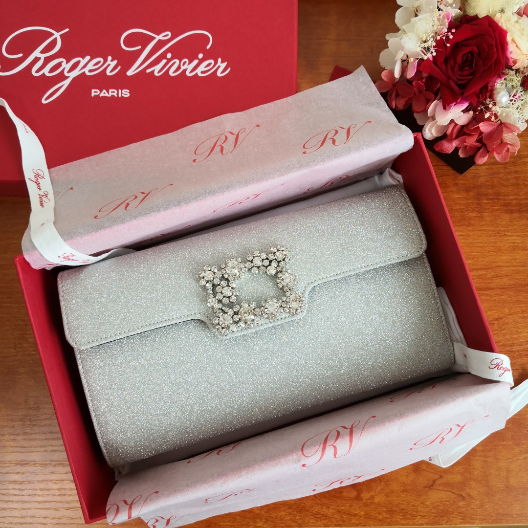Roger Vivier Women's Classic Sparkling Clutch Bag with Rhinestone Buckle