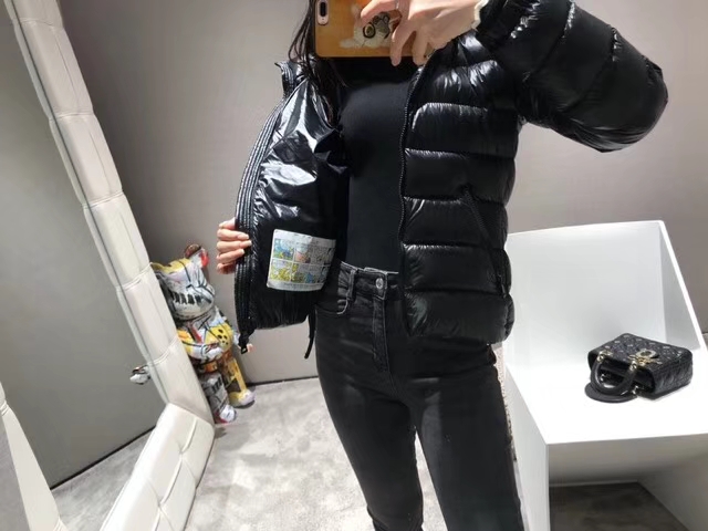 蒙口王菲同款 短款加厚羽绒服 - 修身デザインで冬に最適