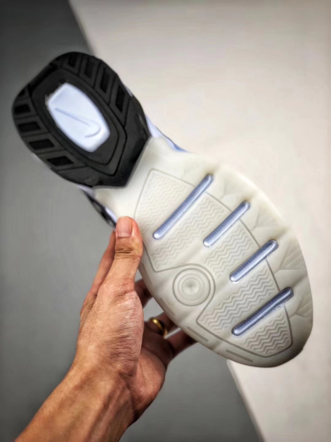 120  NIKE M2K Tekno x Off White 黑蓝 定制联名今年 OFF-WHITE x Nike 的联名 货号：AO3308 100 SIZE:36 36.5 37.5 38 38.5 39 40 40.5 41 42 42.5 43 44 44.5 45