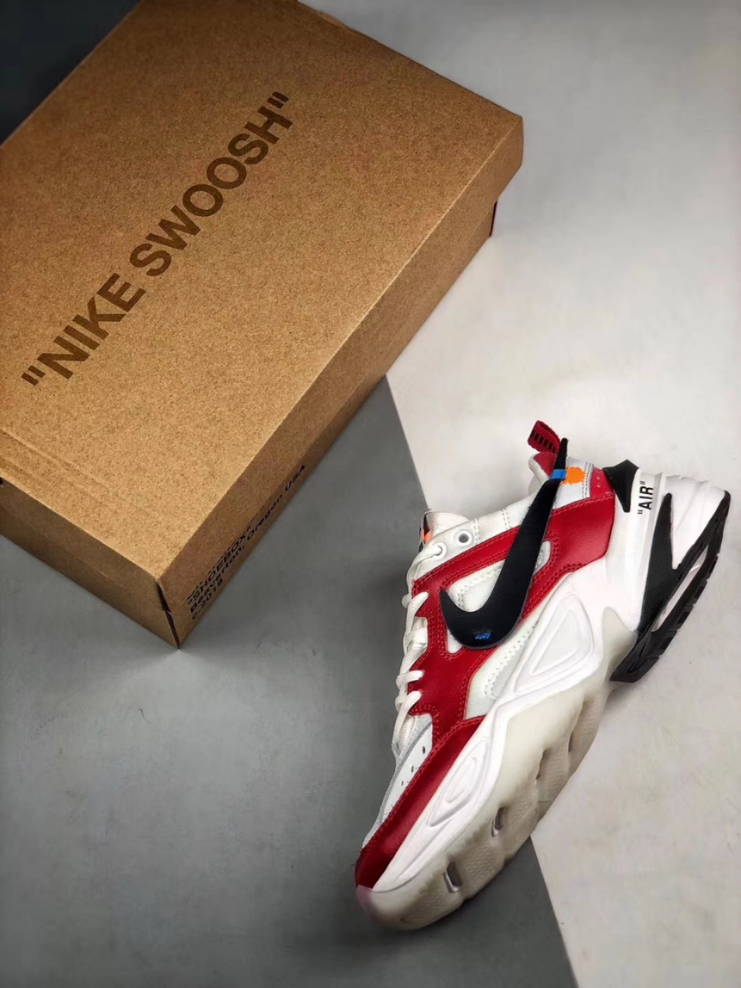 120  NIKE M2K Tekno x Off White 白红 定制联名今年 OFF-WHITE x Nike 的联名 货号：AO3308 100 <br />SIZE:36 36.5 37.5 38 38.5 39 40 40.5 41 42 42.5 43 44 44.5 45