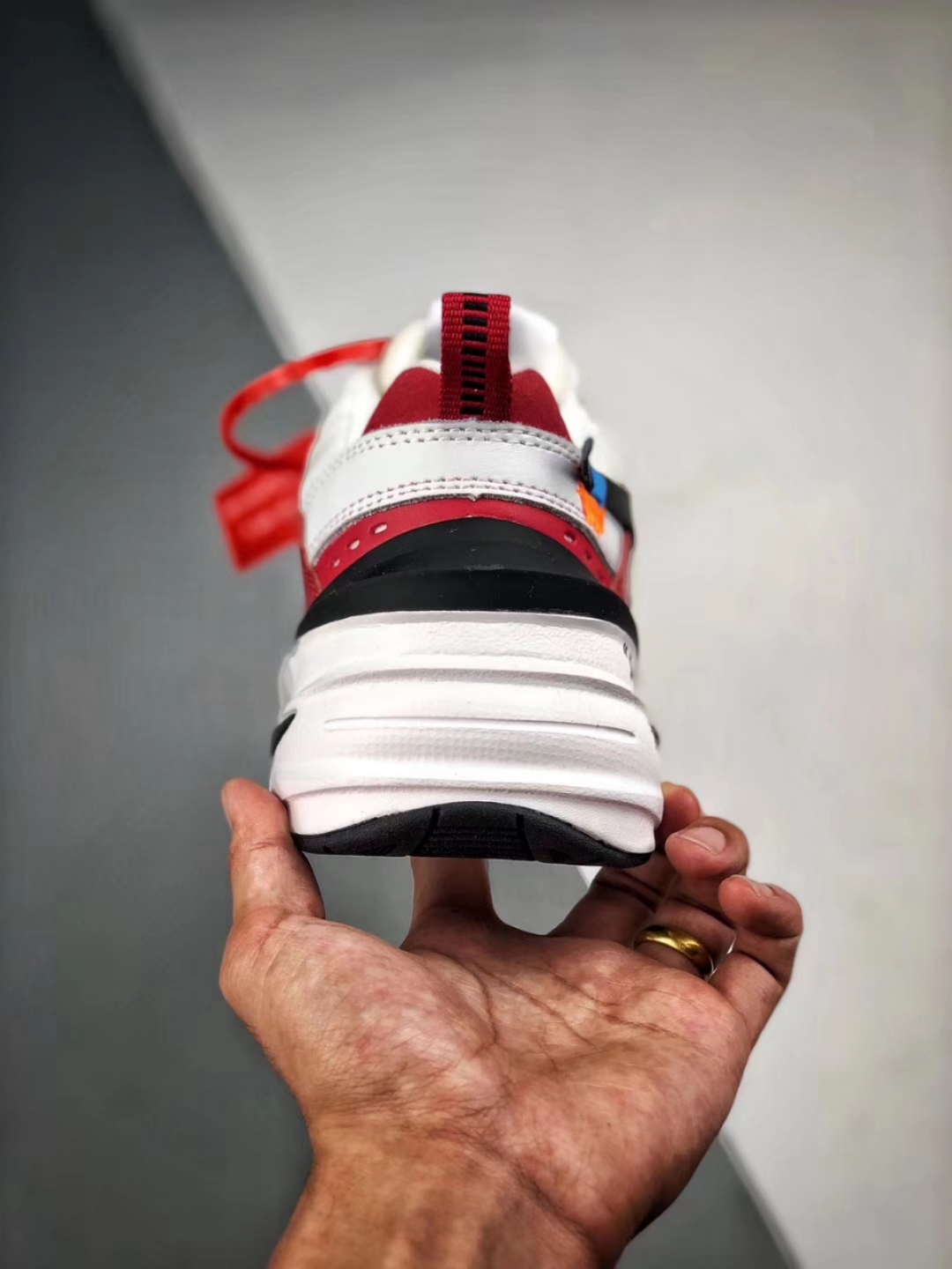 120  NIKE M2K Tekno x Off White 白红 定制联名今年 OFF-WHITE x Nike 的联名 货号：AO3308 100 <br />SIZE:36 36.5 37.5 38 38.5 39 40 40.5 41 42 42.5 43 44 44.5 45