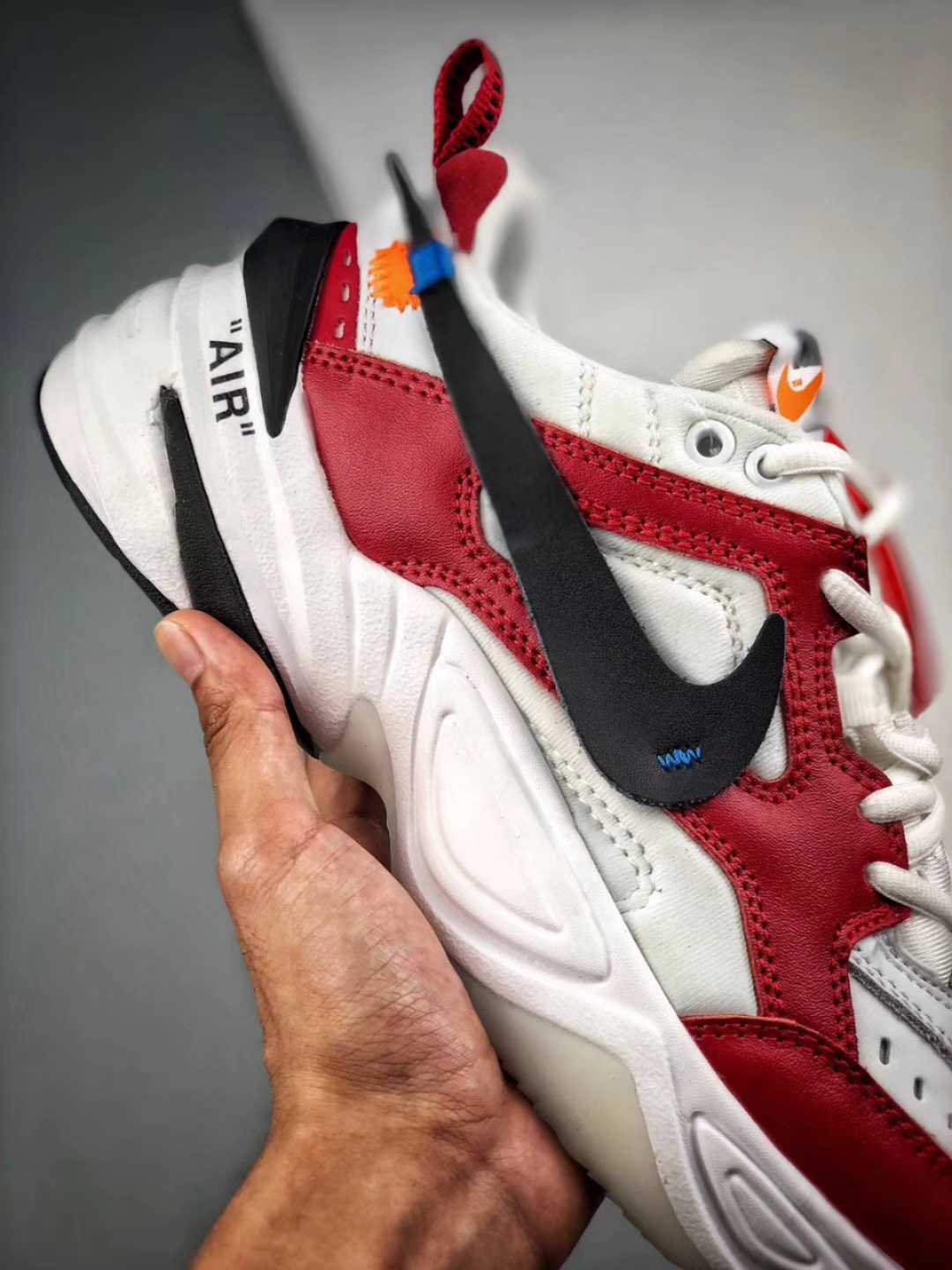 120  NIKE M2K Tekno x Off White 白红 定制联名今年 OFF-WHITE x Nike 的联名 货号：AO3308 100 <br />SIZE:36 36.5 37.5 38 38.5 39 40 40.5 41 42 42.5 43 44 44.5 45