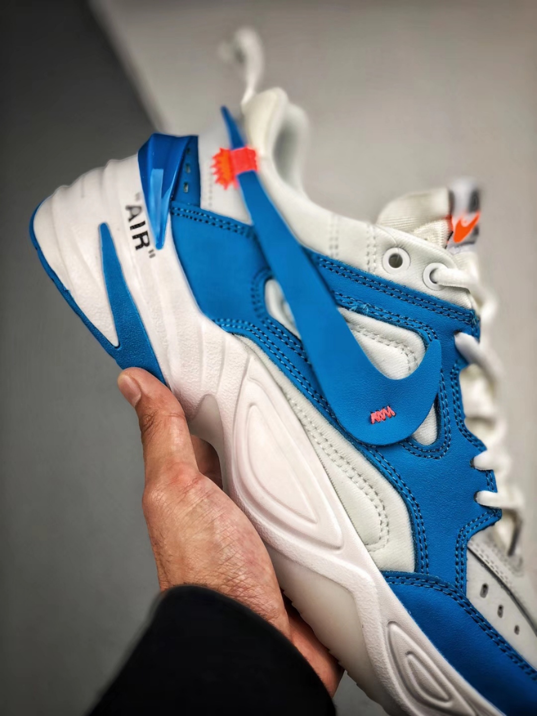 120  NIKE M2K Tekno x Off White 北卡蓝 定制联名今年 OFF-WHITE x Nike 的联名 货号：AO3308 100 SIZE:36 36.5 37.5 38 38.5 39 40 40.5 41 42 42.5 43 44 44.5 45
