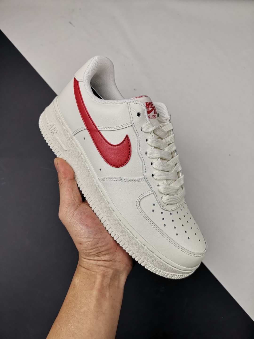 150 Nike Air Force 1 AF1 Mid 空军奶白红低帮 真标 头层皮 内置全掌气垫