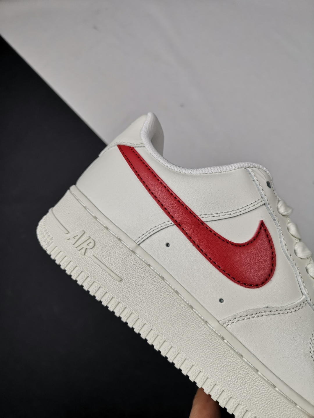 150 Nike Air Force 1 AF1 Mid 空军奶白红低帮 真标 头层皮 内置全掌气垫