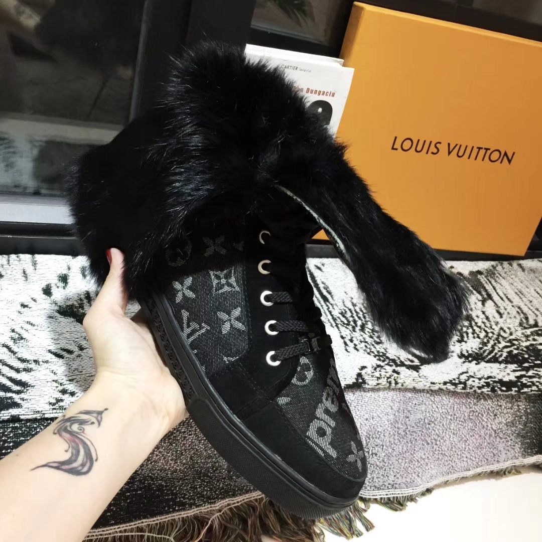 Louis Vuitton Les répliques
 Poil de lapin Série hiver