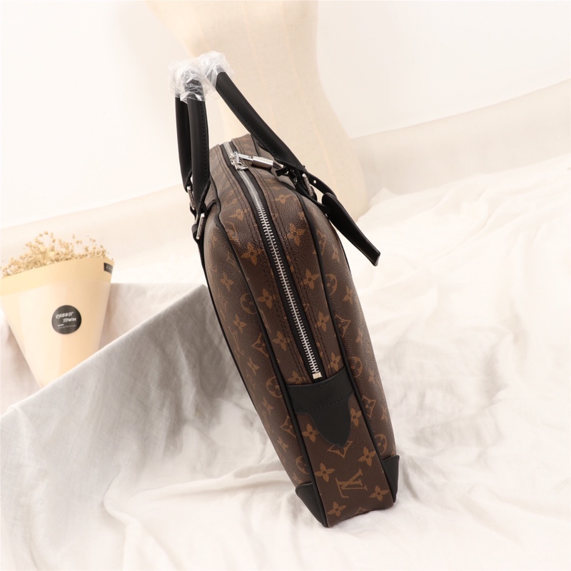 Louis Vuitton M41125 Monogram 41x31x7cm work everyday