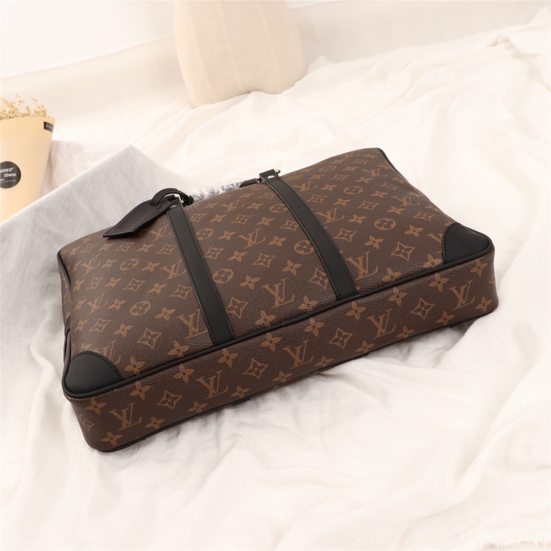 Louis Vuitton M41125 Monogram 41x31x7cm work everyday
