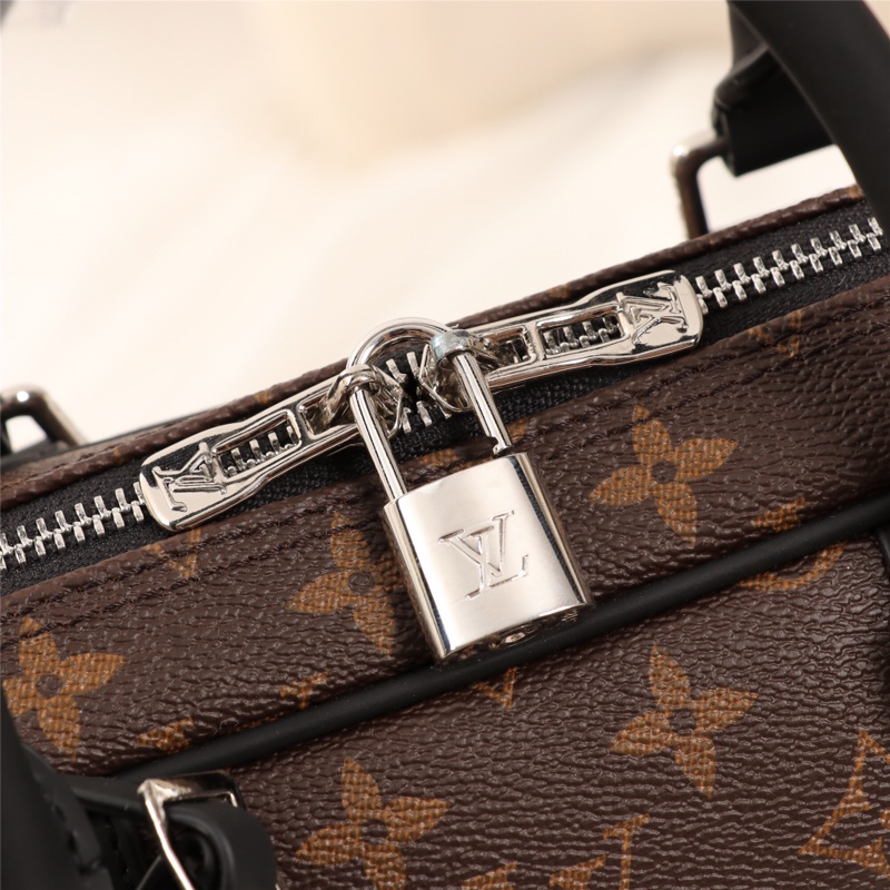 Louis Vuitton M41125 everyday