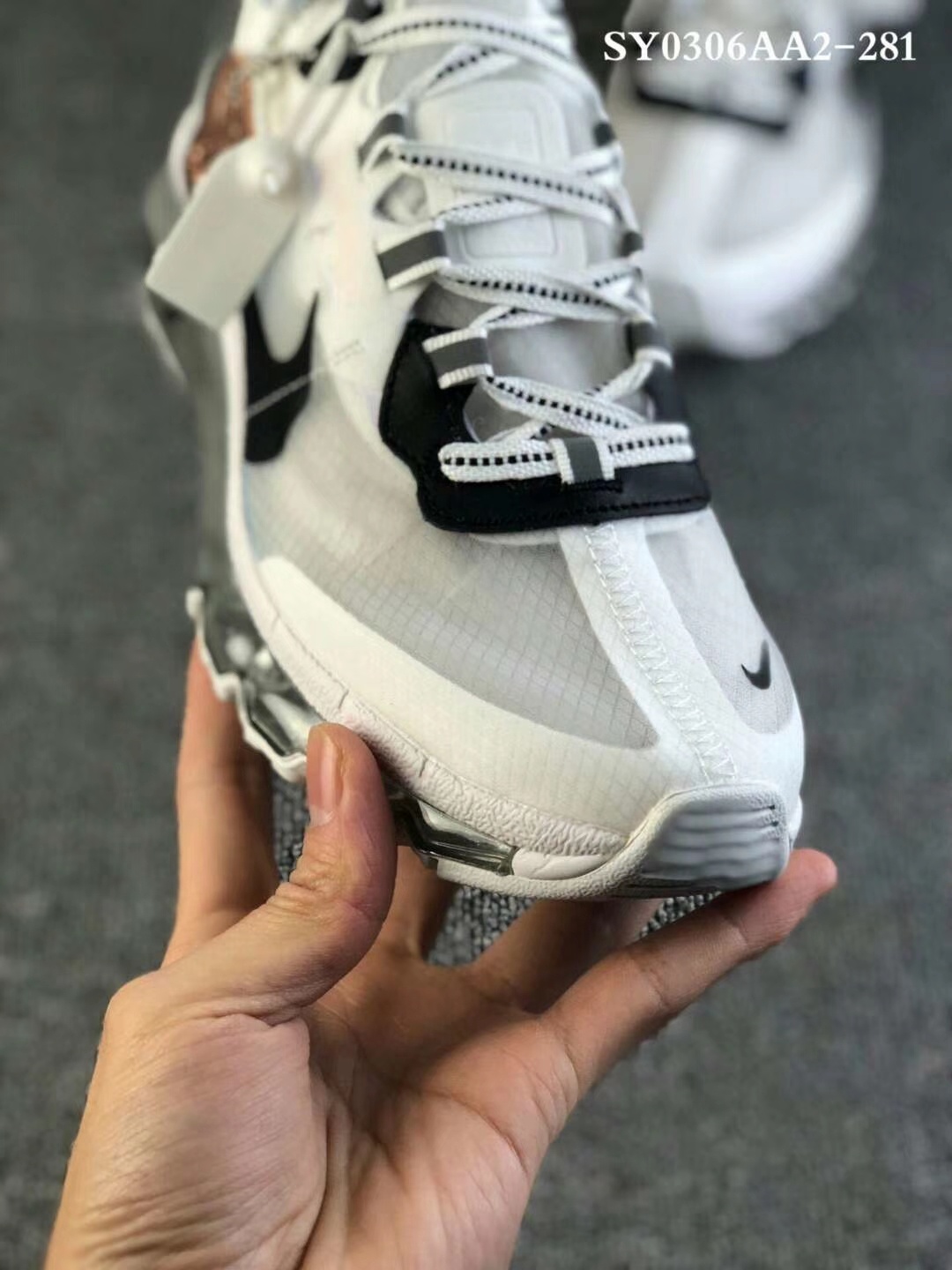 Nike React Element 87/MAX2019尺码：40 40.5 41 42 42.5 43 44 44.5 45