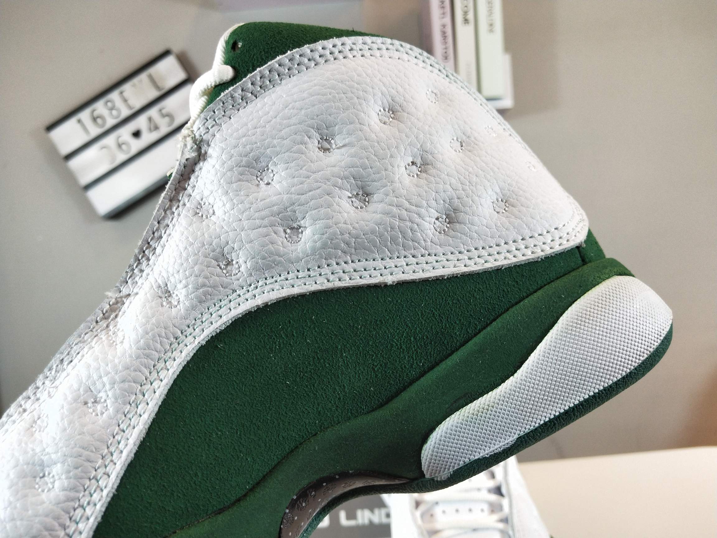 220 。支持放店<br />公司级, Nike Air jordan 13 AJ13 乔丹13代 真碳全息3D猫眼 实战篮球鞋 36-45  <br />编码: 168ELL