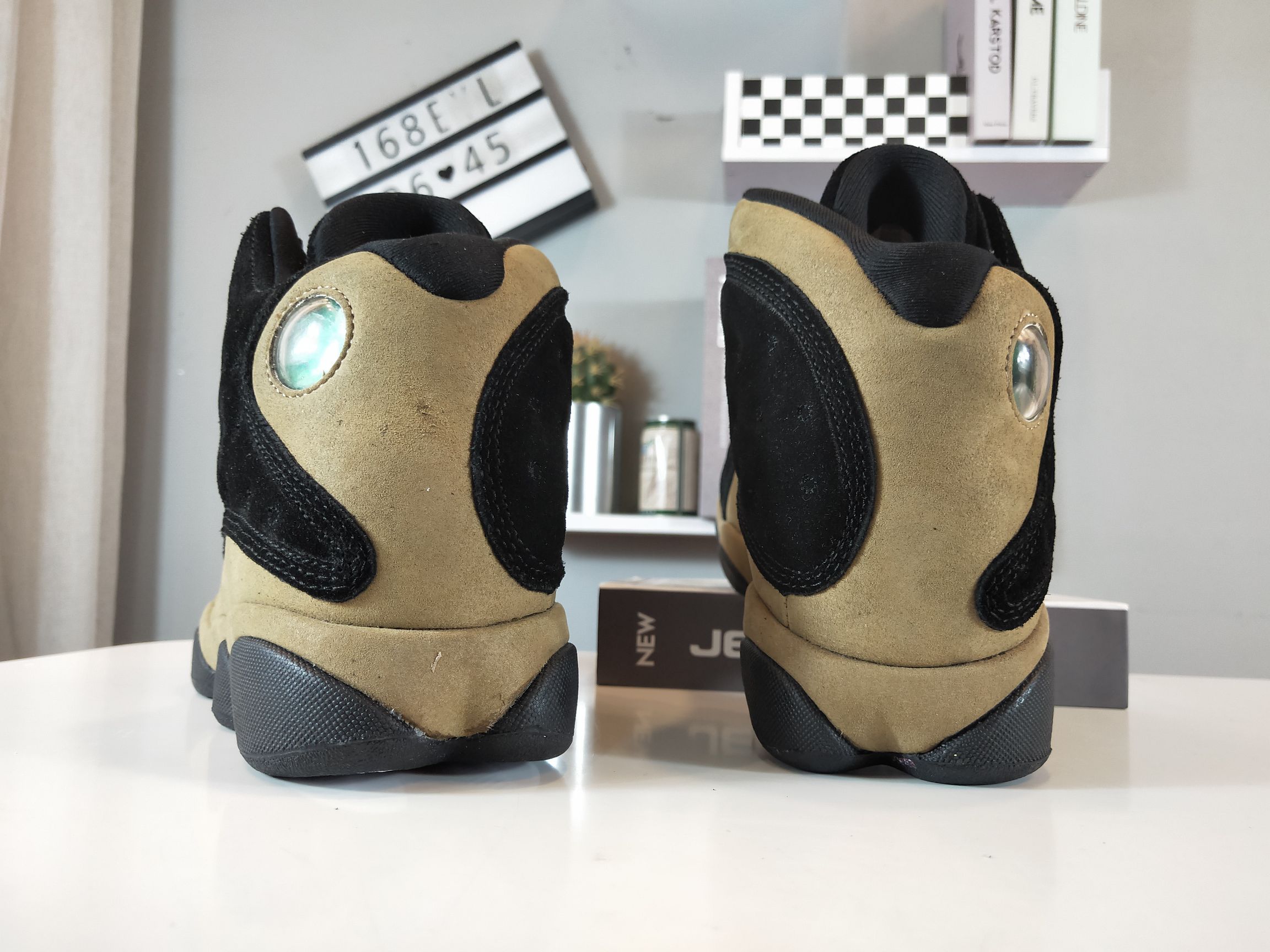 220。支持放店<br />公司级, Nike Air jordan 13 AJ13 乔丹13代 真碳全息3D猫眼 实战篮球鞋 36-45  <br />编码: 168ELL