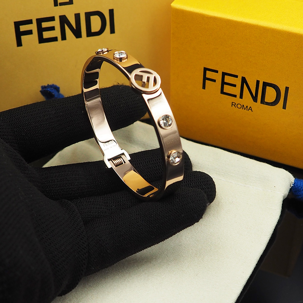 Fendi Haute Joaillerie Fine Jewelry Earrings Necklace Ring Ref 4