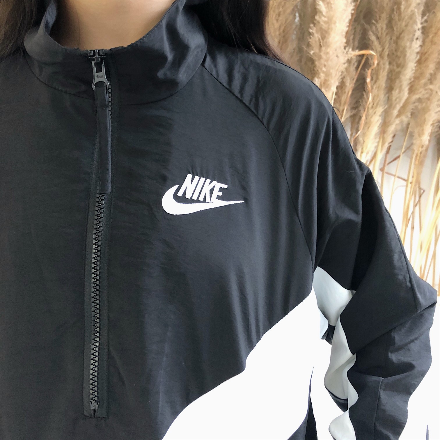 115 Nike耐克海外版拼接大勾防风半拉链尼龙夹克外套 套头衫！大勾LOGO标志 胸前nike经典LOGO刺绣