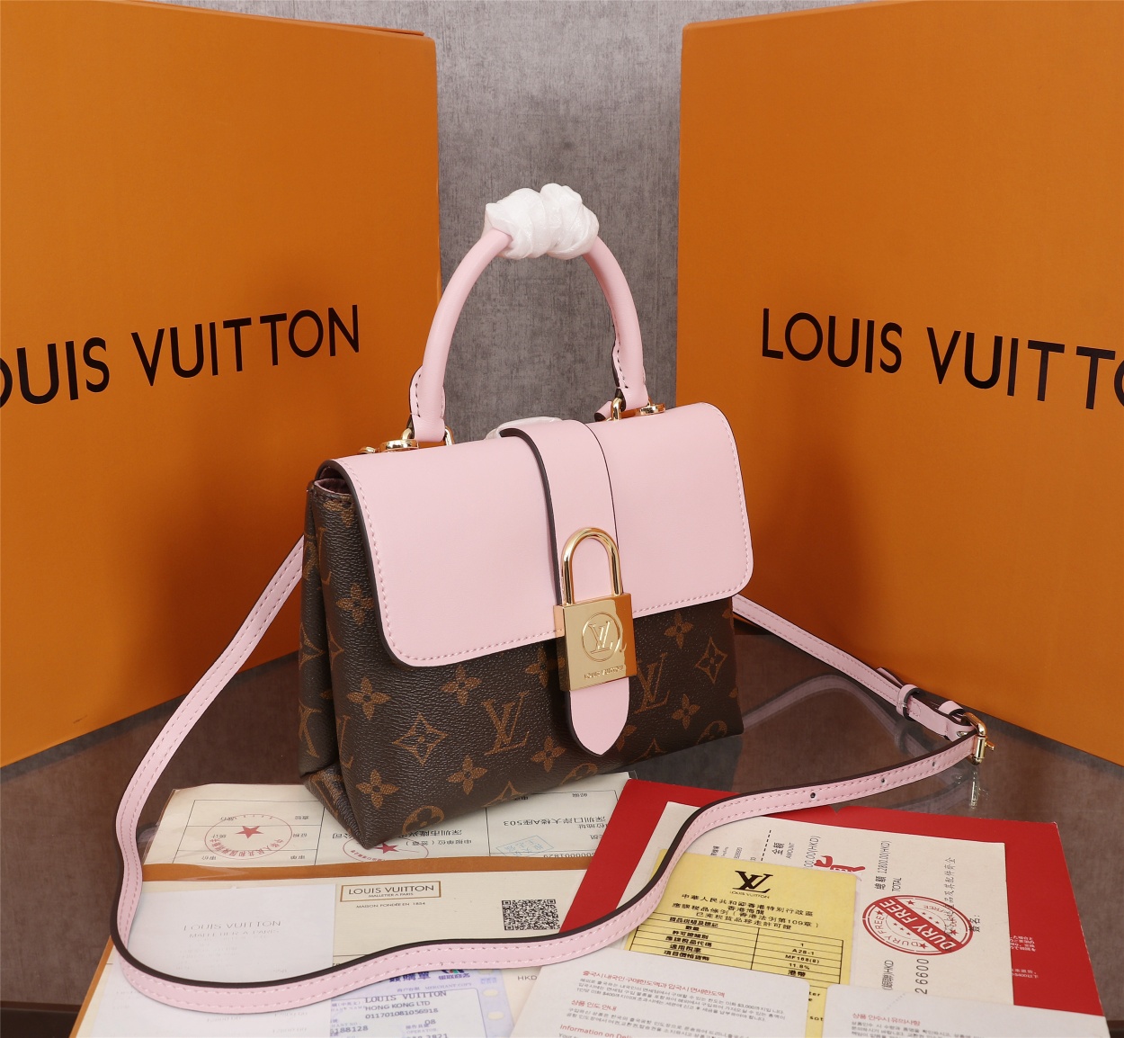 Louis Vuitton M43577 Pink Monogram 23 17 8cm crossbody everyday