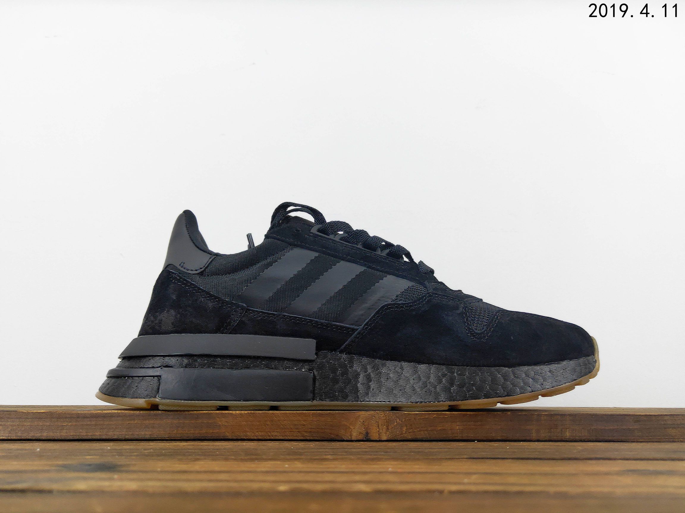 200市场顶级 adidas Originals ZX500 RM，爆米花百搭复古慢跑鞋“网纱粉渐变紫罗兰”DG4150