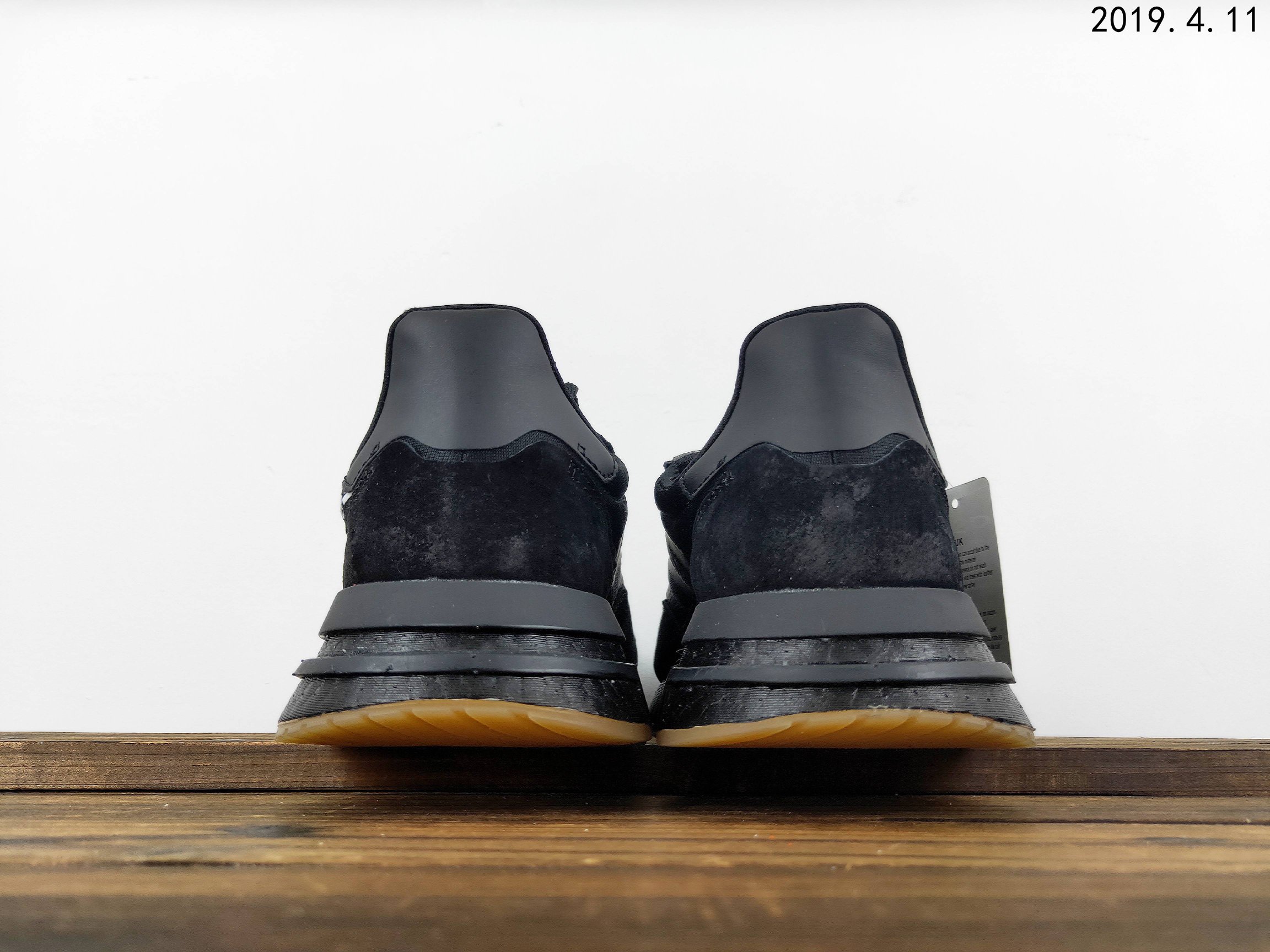 200市场顶级 adidas Originals ZX500 RM，爆米花百搭复古慢跑鞋“网纱粉渐变紫罗兰”DG4150