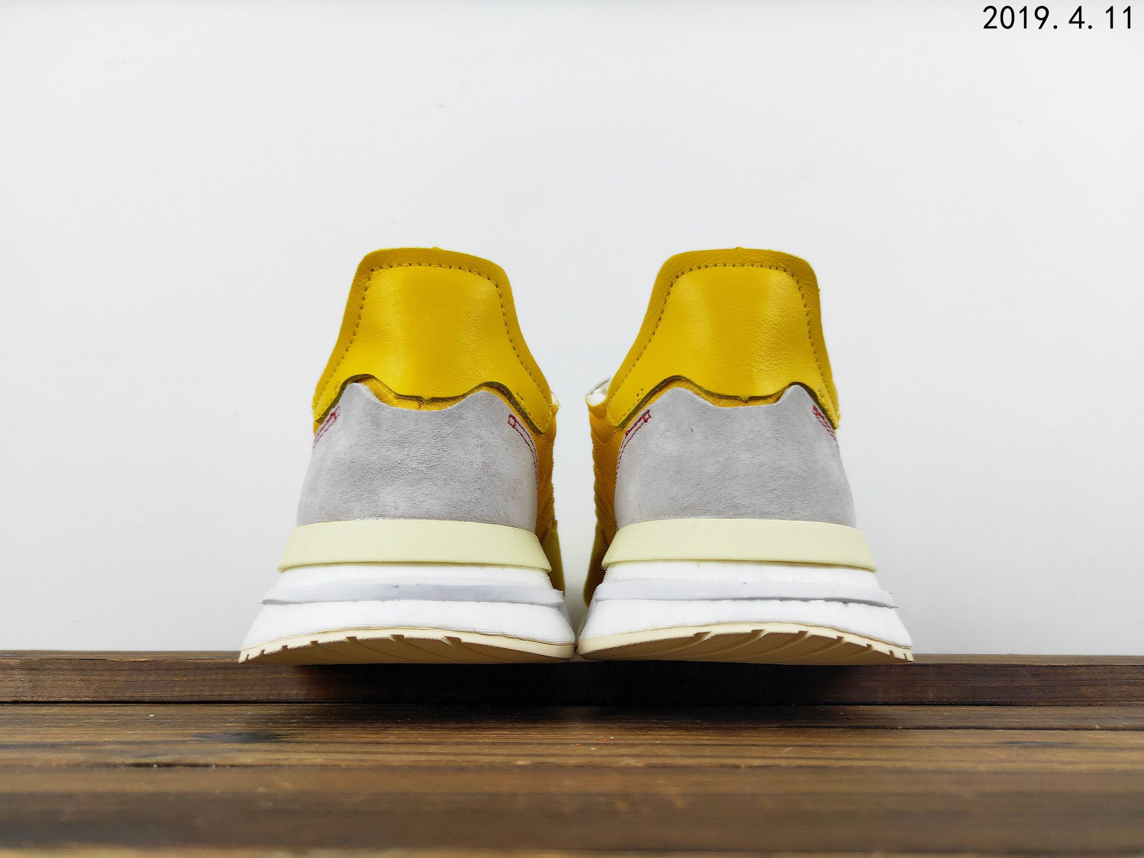 200市场顶级 adidas Originals ZX500 RM，爆米花百搭复古慢跑鞋“网纱粉渐变紫罗兰”DG4150