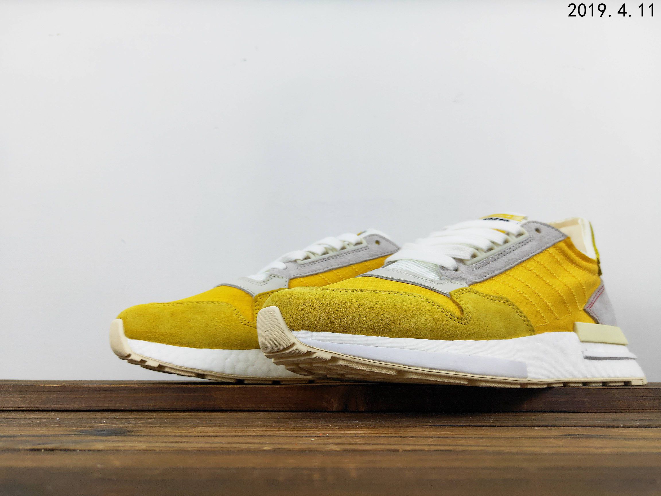 200市场顶级 adidas Originals ZX500 RM，爆米花百搭复古慢跑鞋“网纱粉渐变紫罗兰”DG4150