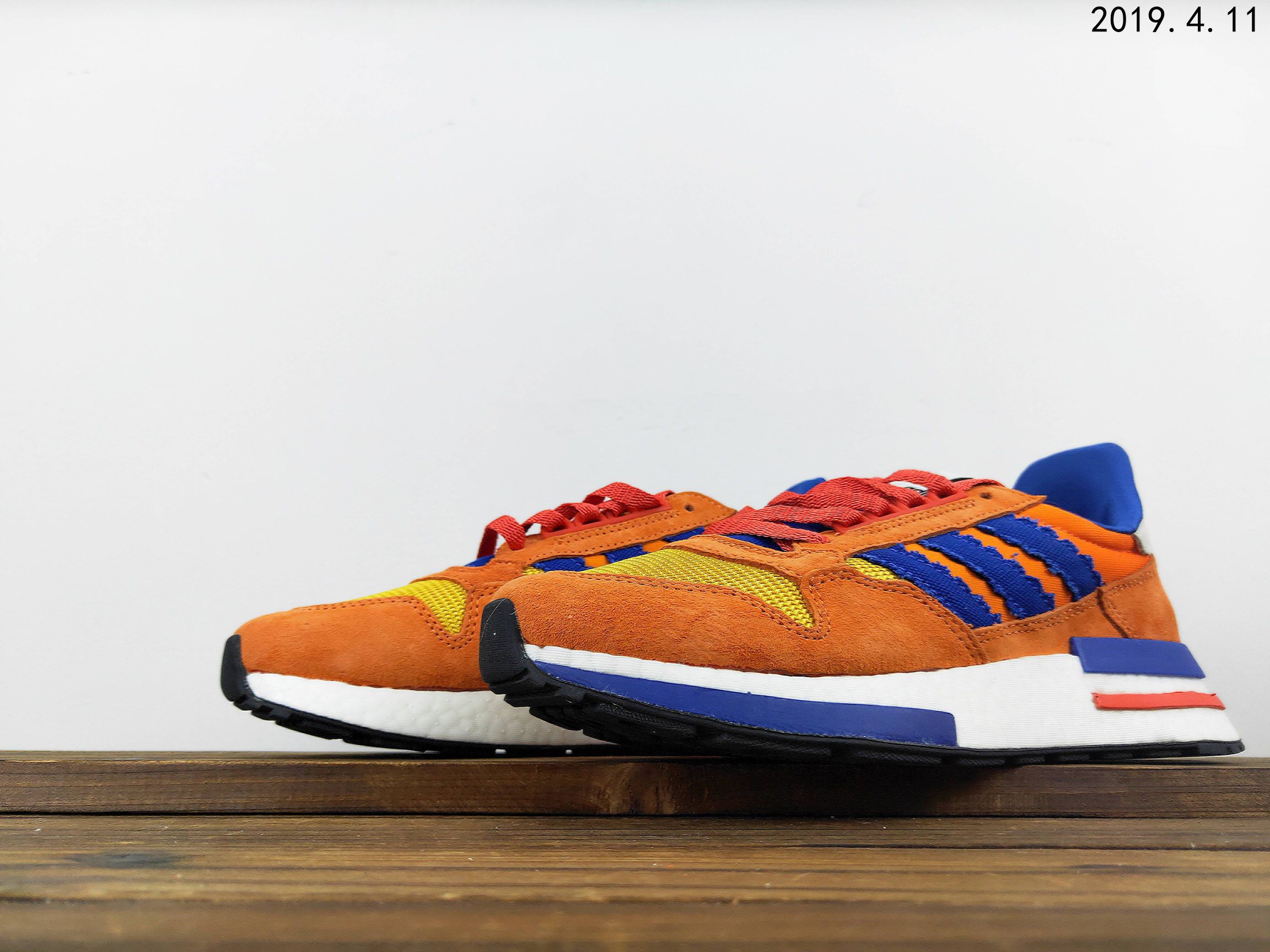 200市场顶级 adidas Originals ZX500 RM，爆米花百搭复古慢跑鞋“网纱粉渐变紫罗兰”DG4150