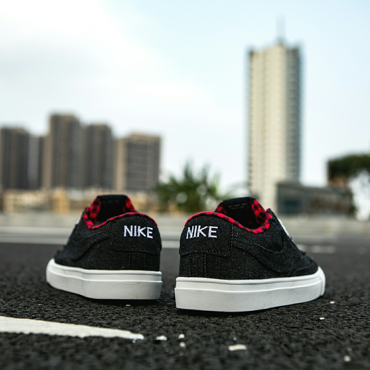 120<br />真标 Nike Blazer Low Le2019新款开拓者帆布己亥猪年彩绘 休闲帆布鞋  码数36 36.5 37.5 38 38.5 39 40 40.5 41 42 42.5 43 44