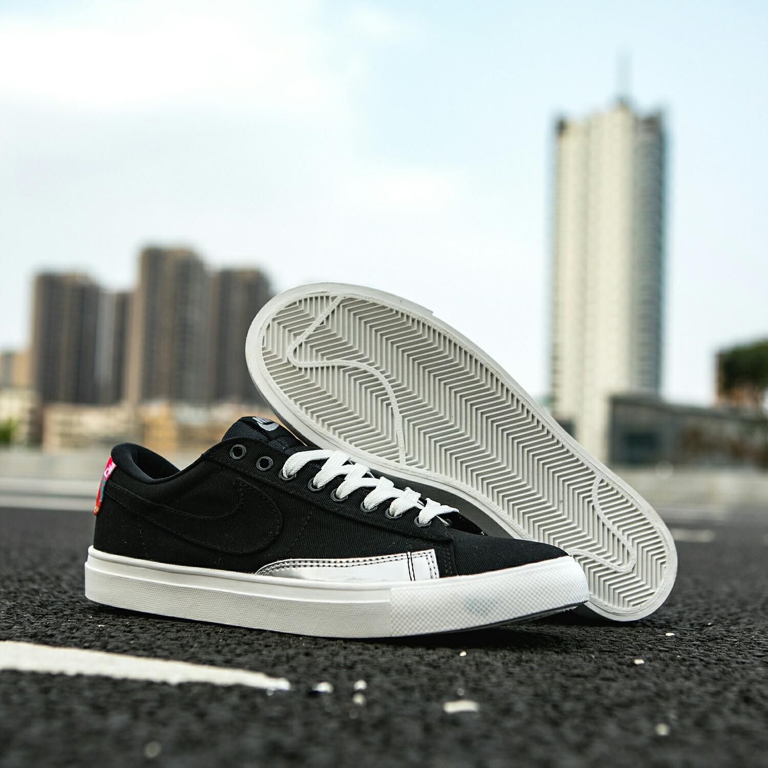 120<br />真标 Nike Blazer Low Le2019新款开拓者帆布己亥猪年彩绘 休闲帆布鞋  码数36 36.5 37.5 38 38.5 39 40 40.5 41 42 42.5 43 44