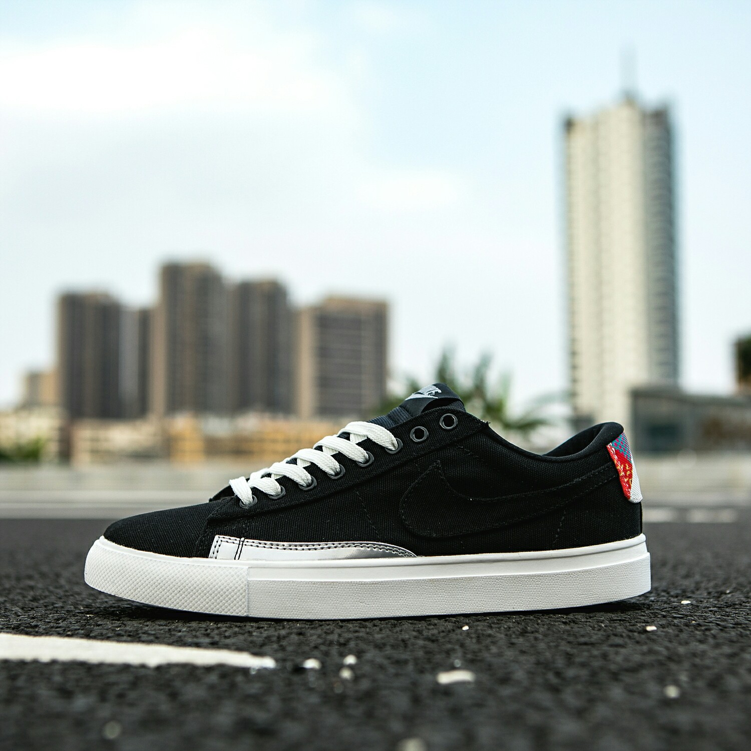 120<br />真标 Nike Blazer Low Le2019新款开拓者帆布己亥猪年彩绘 休闲帆布鞋  码数36 36.5 37.5 38 38.5 39 40 40.5 41 42 42.5 43 44