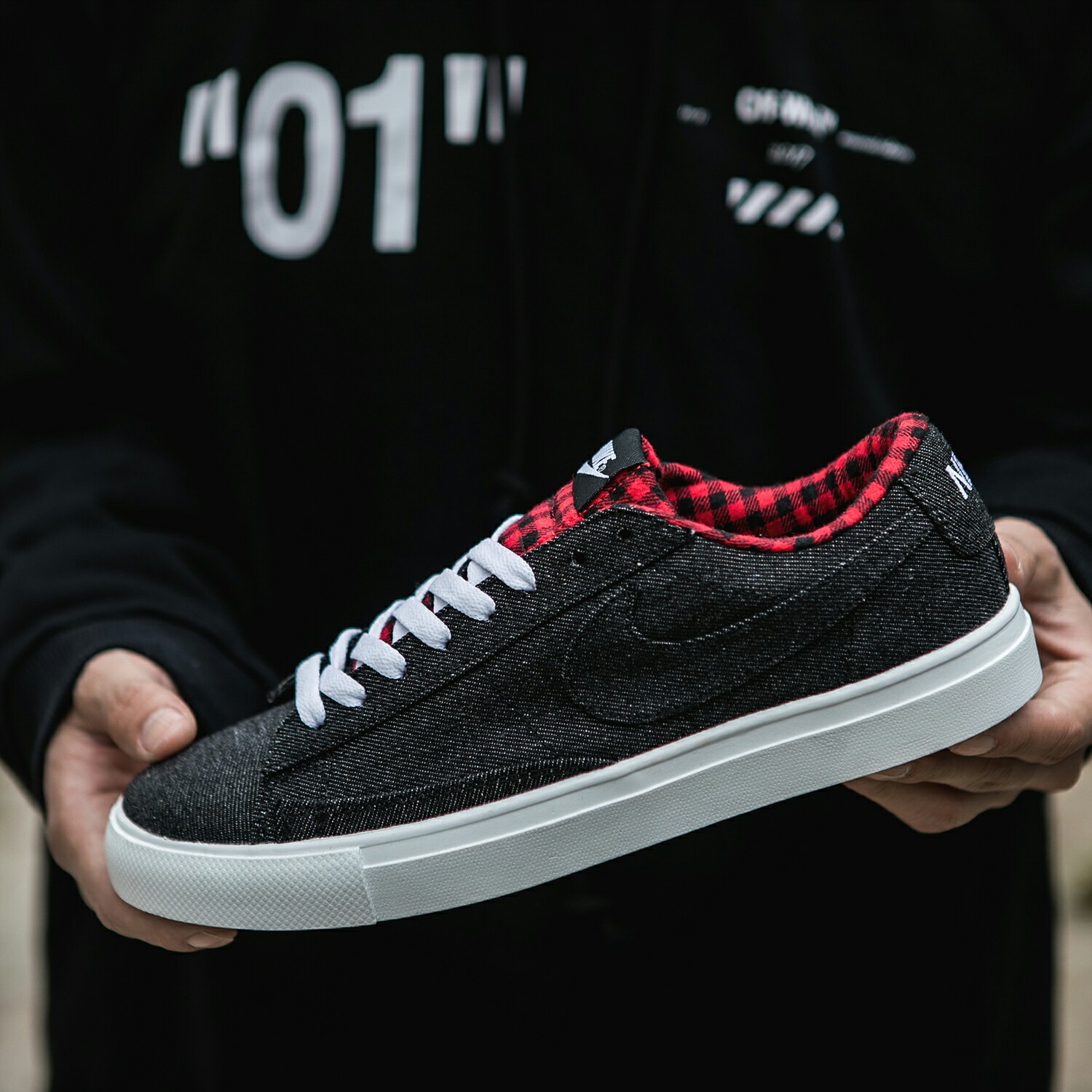 1，20<br />真标 Nike Blazer Low Le2019新款开拓者帆布己亥猪年彩绘 休闲帆布鞋  码数36 36.5 37.5 38 38.5 39 40 40.5 41 42 42.5 43 44