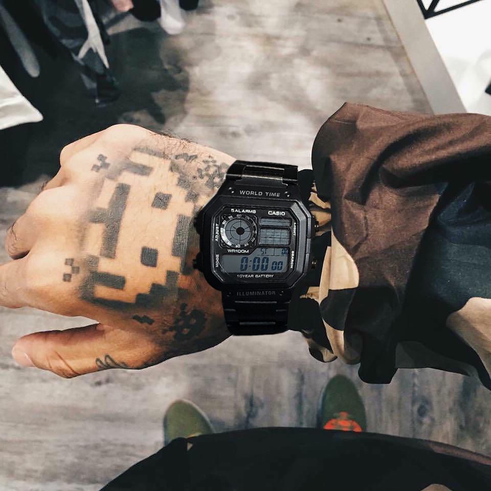 Vintage Casio AE-1200WHD-1A: Waterproof Steel Map Watch for Men – Classic and Stylish - 图片 4