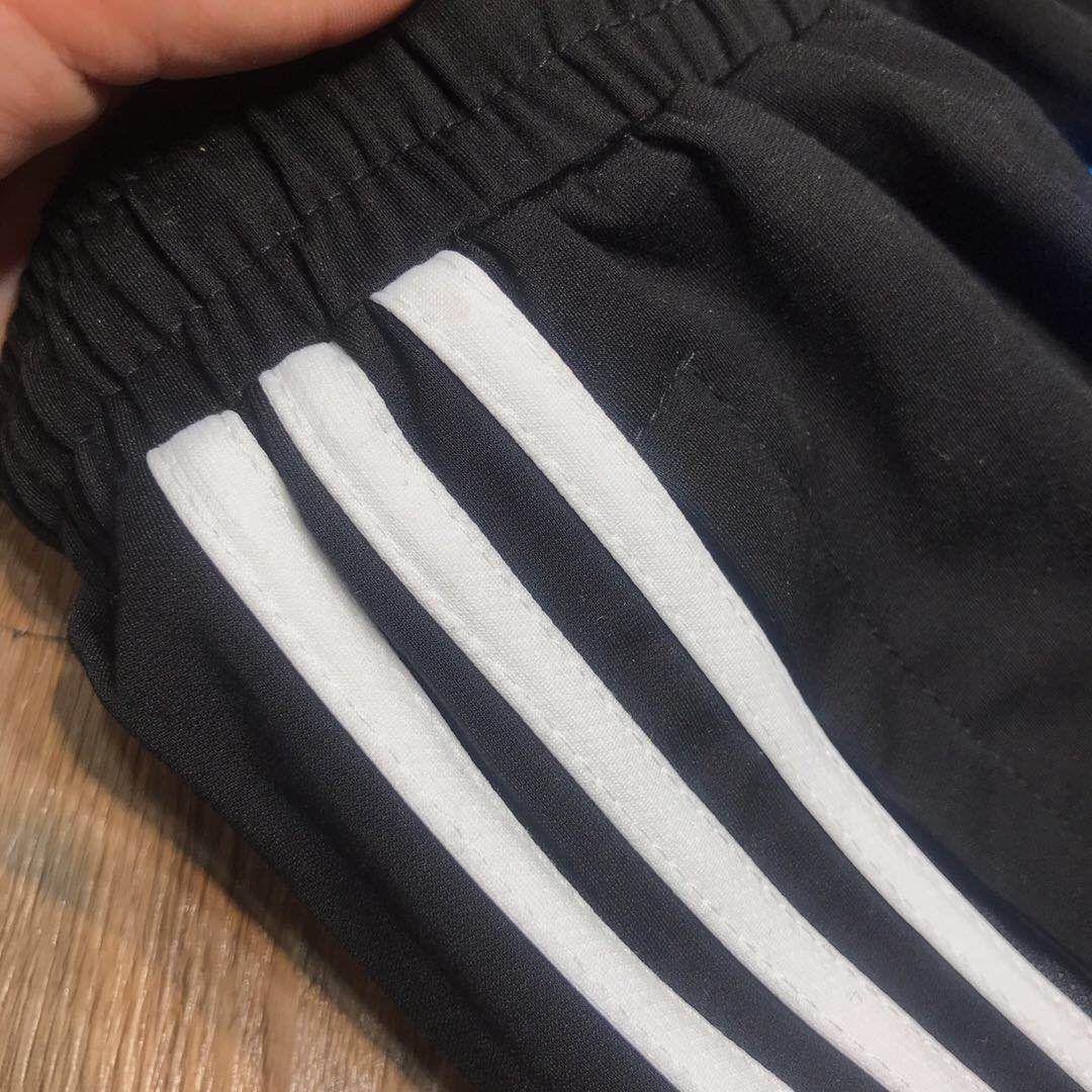 90 专柜款Adidas/阿迪达斯三叶草春季情侣款九分运动裤！！ adidas三叶草情侣款九分裤，上身效果超级好！