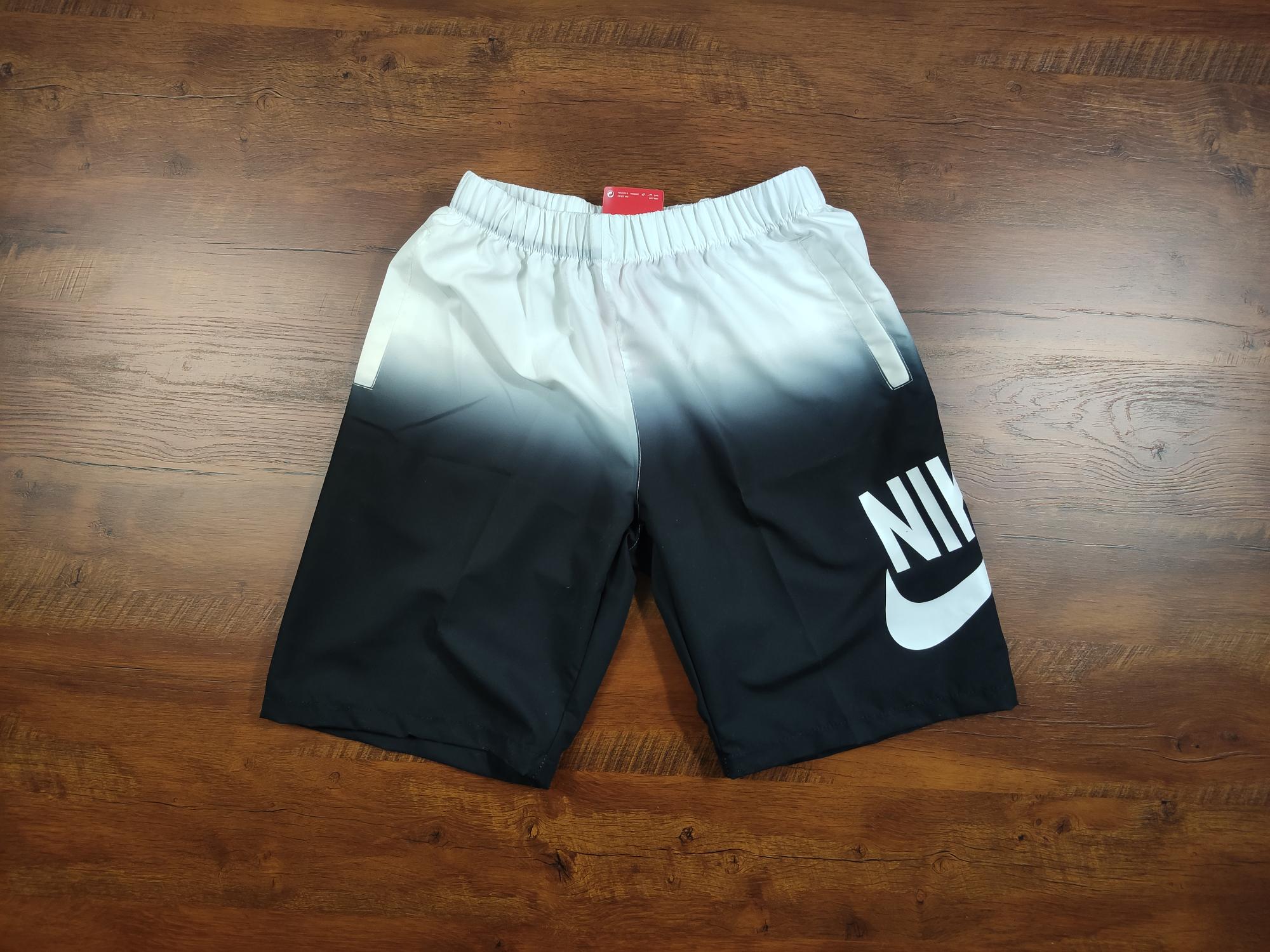 65 耐克nike夏季渐变色短裤