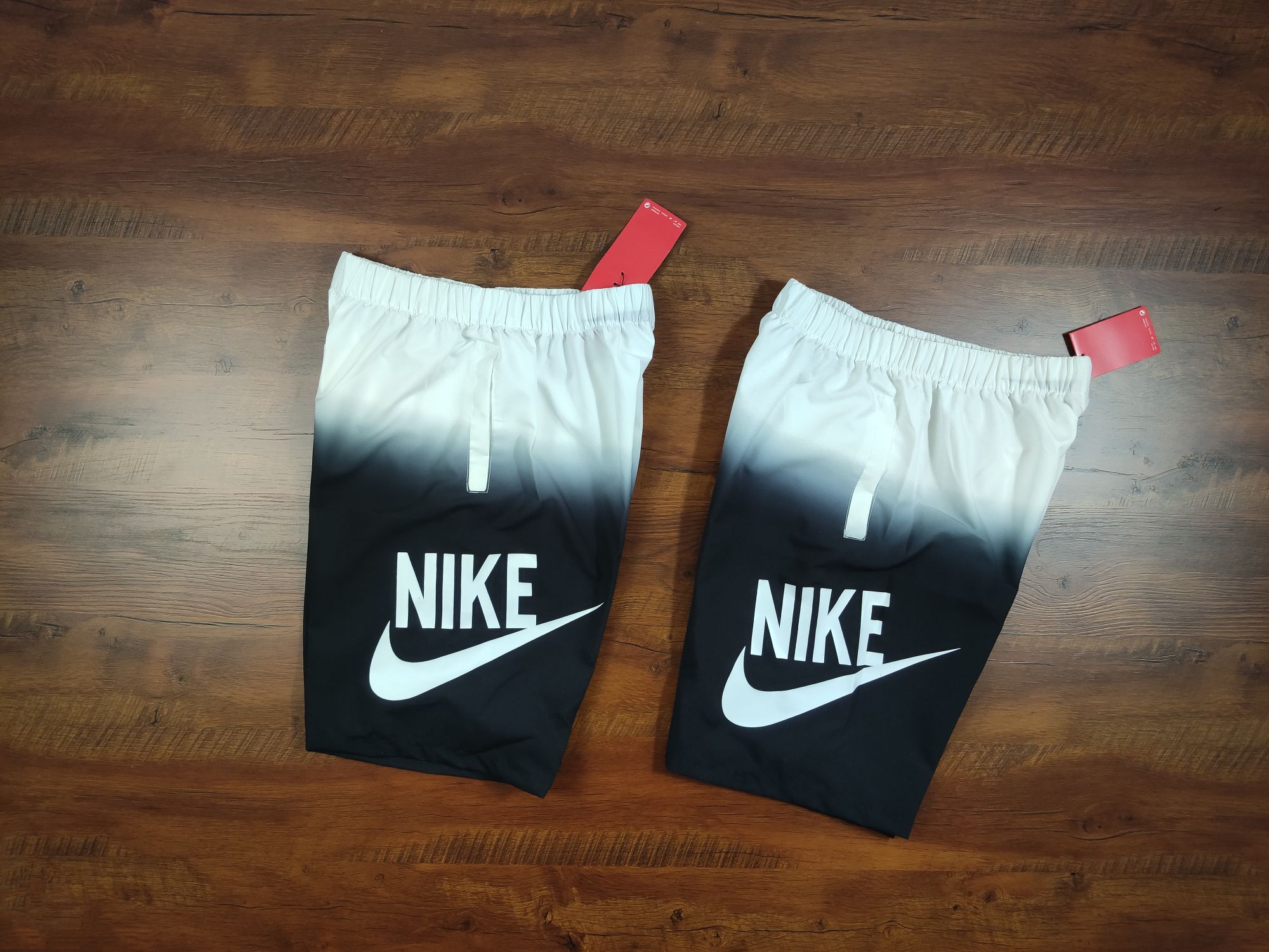 65 耐克nike夏季渐变色短裤