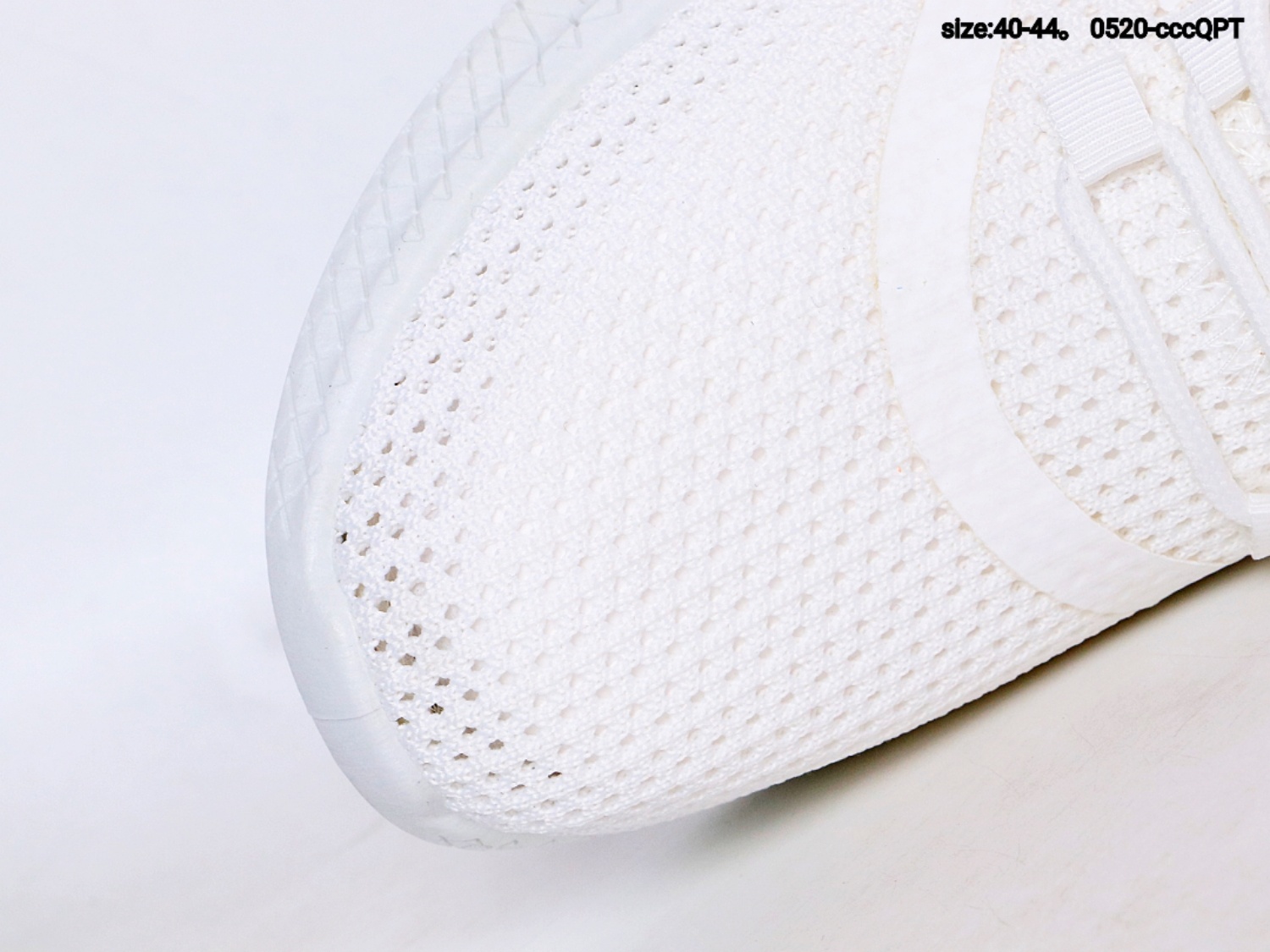 115   Adidas shoes 阿迪达斯针织镂空透气休闲运动跑步鞋