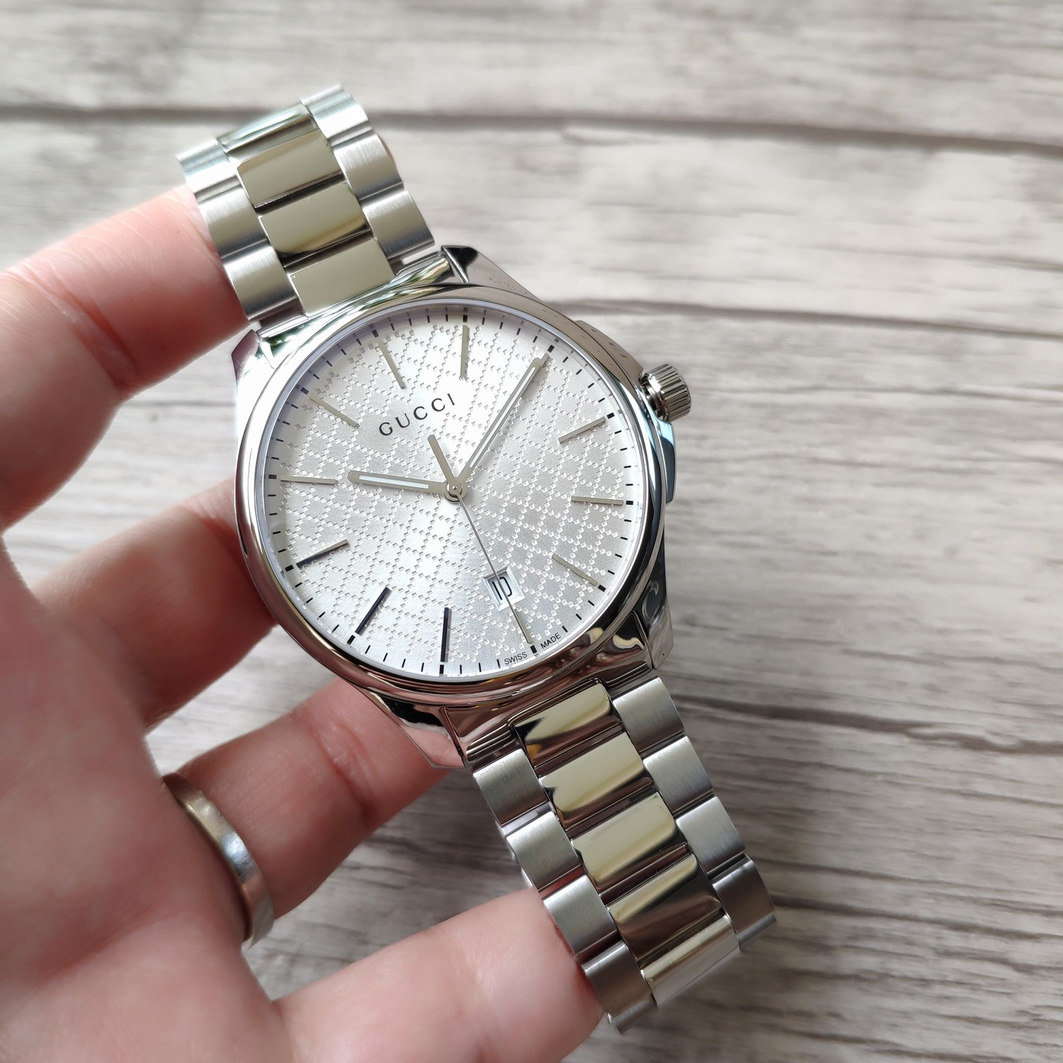 NO:156484,Batch: Original box: 30 Gucci GUCC I three-bead belt for men, sapphire glass, 316L stainless steel, original Swiss movement!  Support inspection!  Welcome to place an order!  ,gucci,gucci19860909批: 原盒:30 古驰GUCCⅠ三珠带男,蓝宝石玻璃,316L精钢,原装瑞士机芯！支持验货！欢迎下单！,,gucci,gucci,Watch