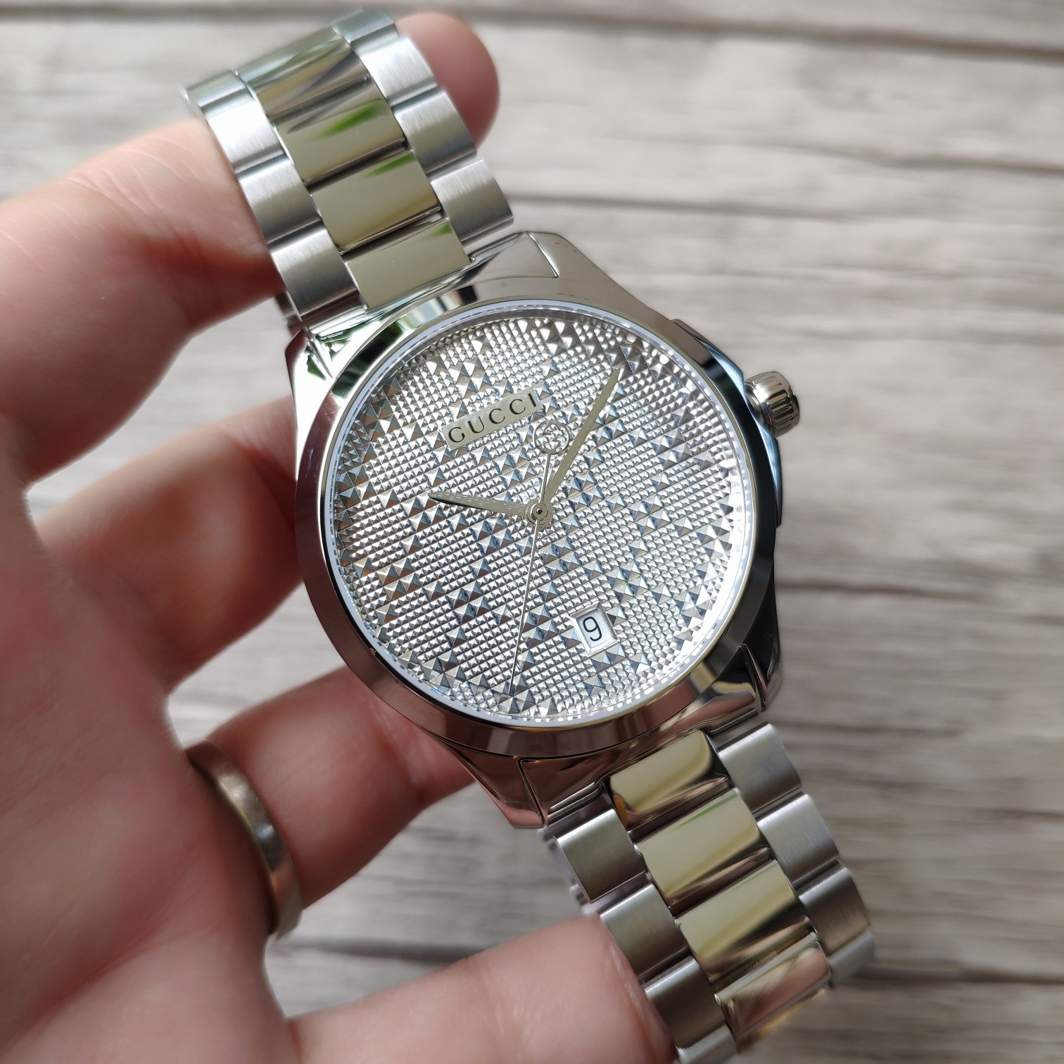 NO:156469,Batch: Original box: 30 Gucci GUCC I three-bead belt, diameter 28mm/38mm, sapphire glass, 316L stainless steel, original Swiss movement!  Support inspection!  Welcome to place an order!  ,gucci,gucci19860909批: 原盒:30 古驰GUCCⅠ三珠带 直径28mm/38mm 蓝宝石玻璃,316L精钢,原装瑞士机芯！支持验货！欢迎下单！,,gucci,gucci,Watch