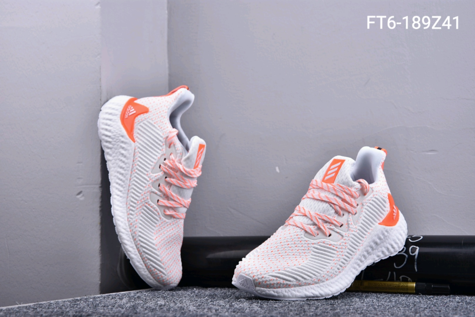 150！ Adidas Alphabounce beyond 阿尔法爆米花 配备「毒」家钢扣钥匙 官方水泥袋 防伪扣
