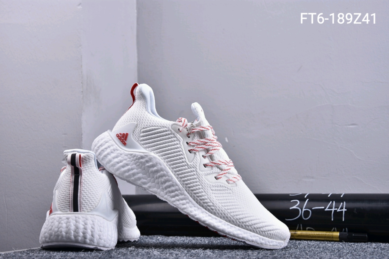 150！ Adidas Alphabounce beyond 阿尔法爆米花 配备「毒」家钢扣钥匙 官方水泥袋 防伪扣