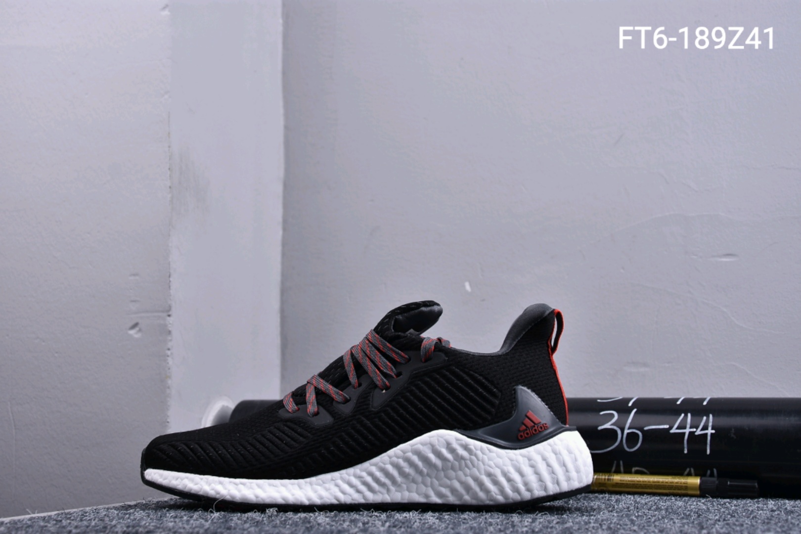 150！ Adidas Alphabounce beyond 阿尔法爆米花 配备「毒」家钢扣钥匙 官方水泥袋 防伪扣