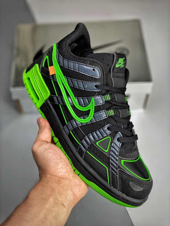 😘Nike Air Off-White™x Rubber Dunk and green the shoes in black as the ...