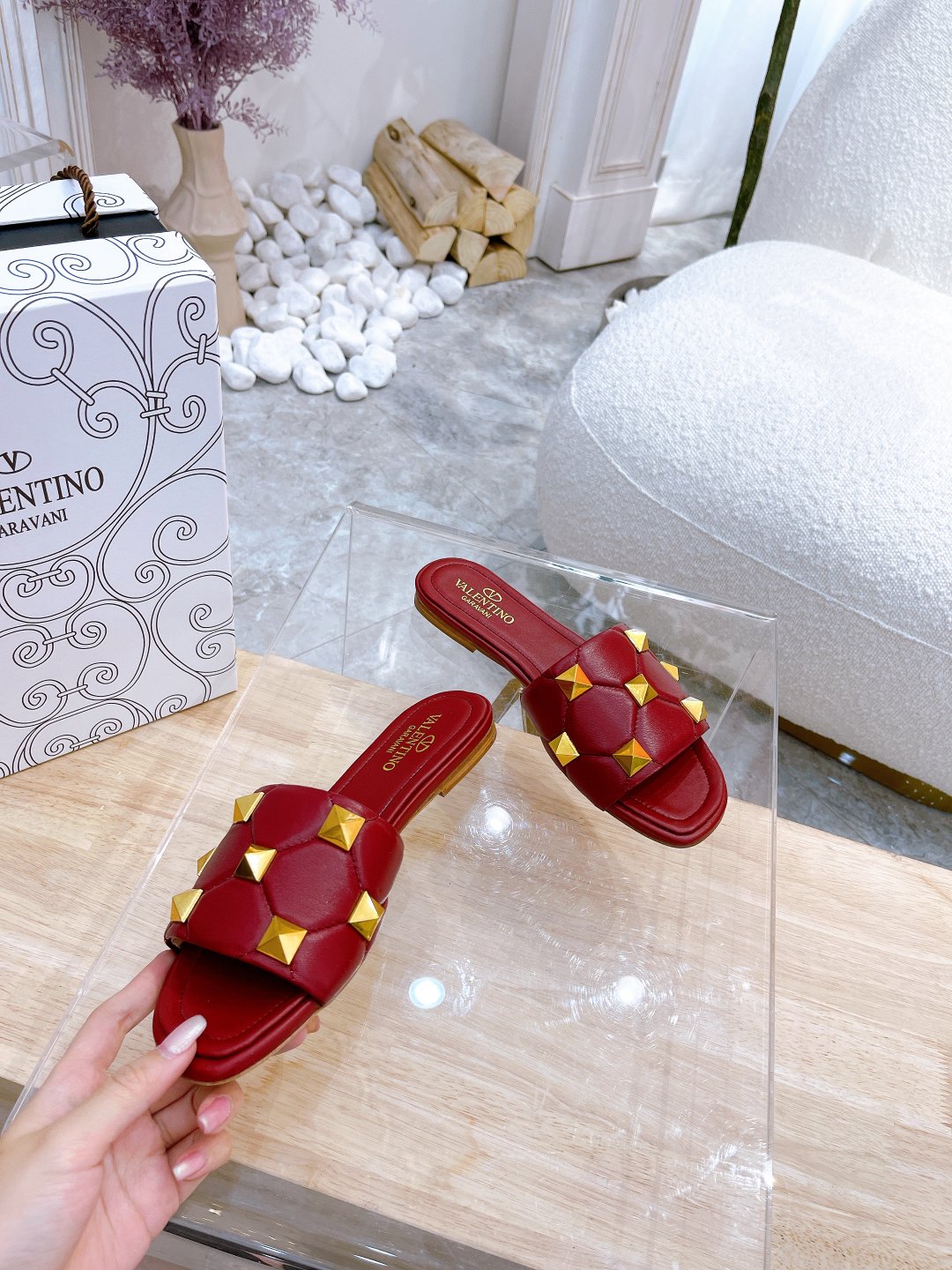 Valentino. remaches Valentino zapatillas contador última serie de la versión más alta de los detalle