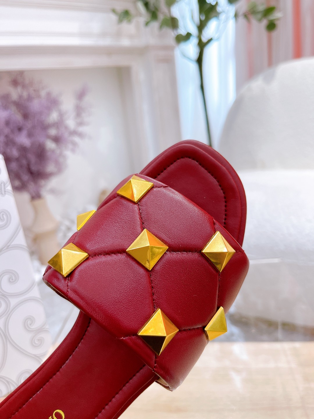 Valentino. remaches Valentino zapatillas contador última serie de la versión más alta de los detalle