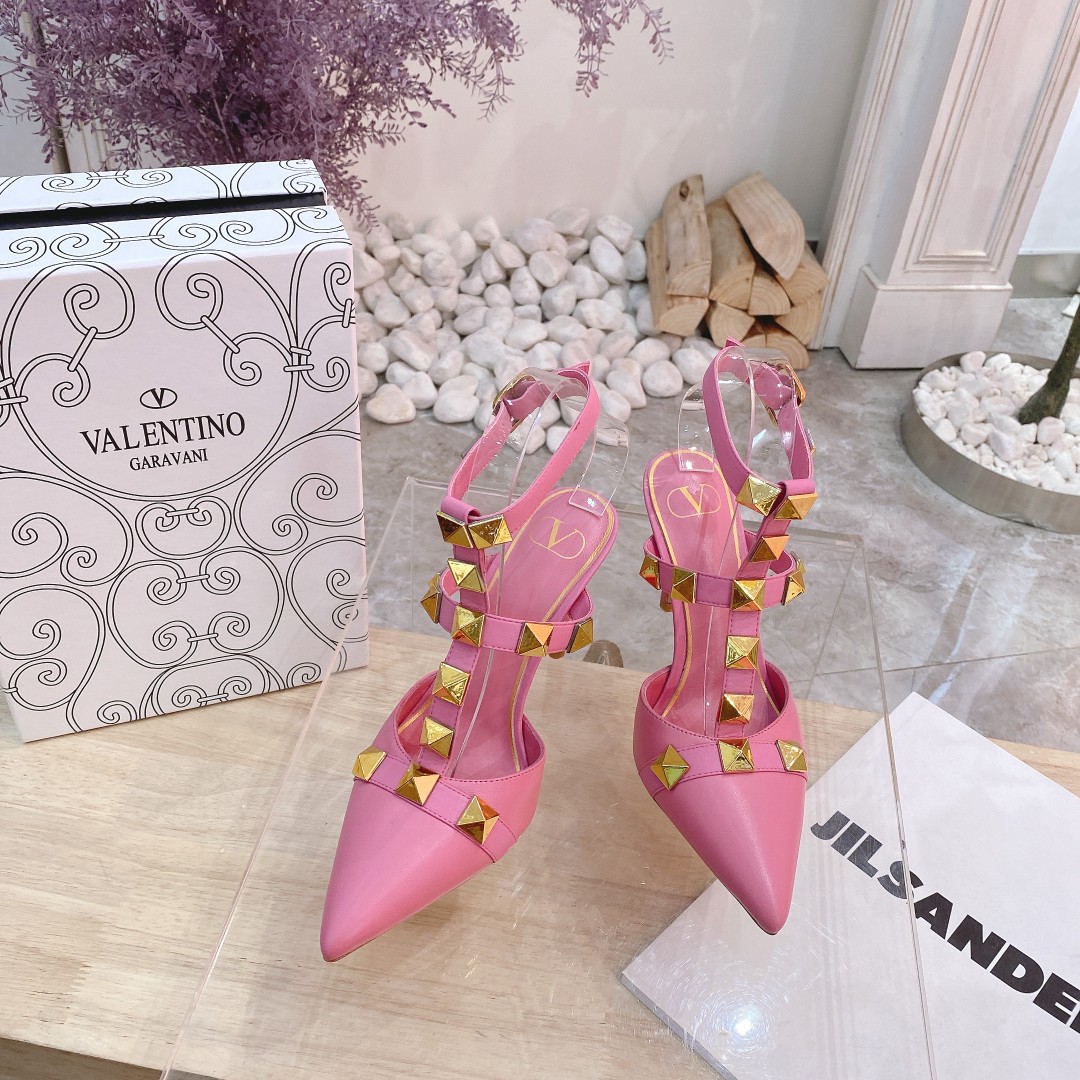 Valentino Valentino primavera y verano nuevos zapatos remachados en el nuevo ------- ¡------- último
