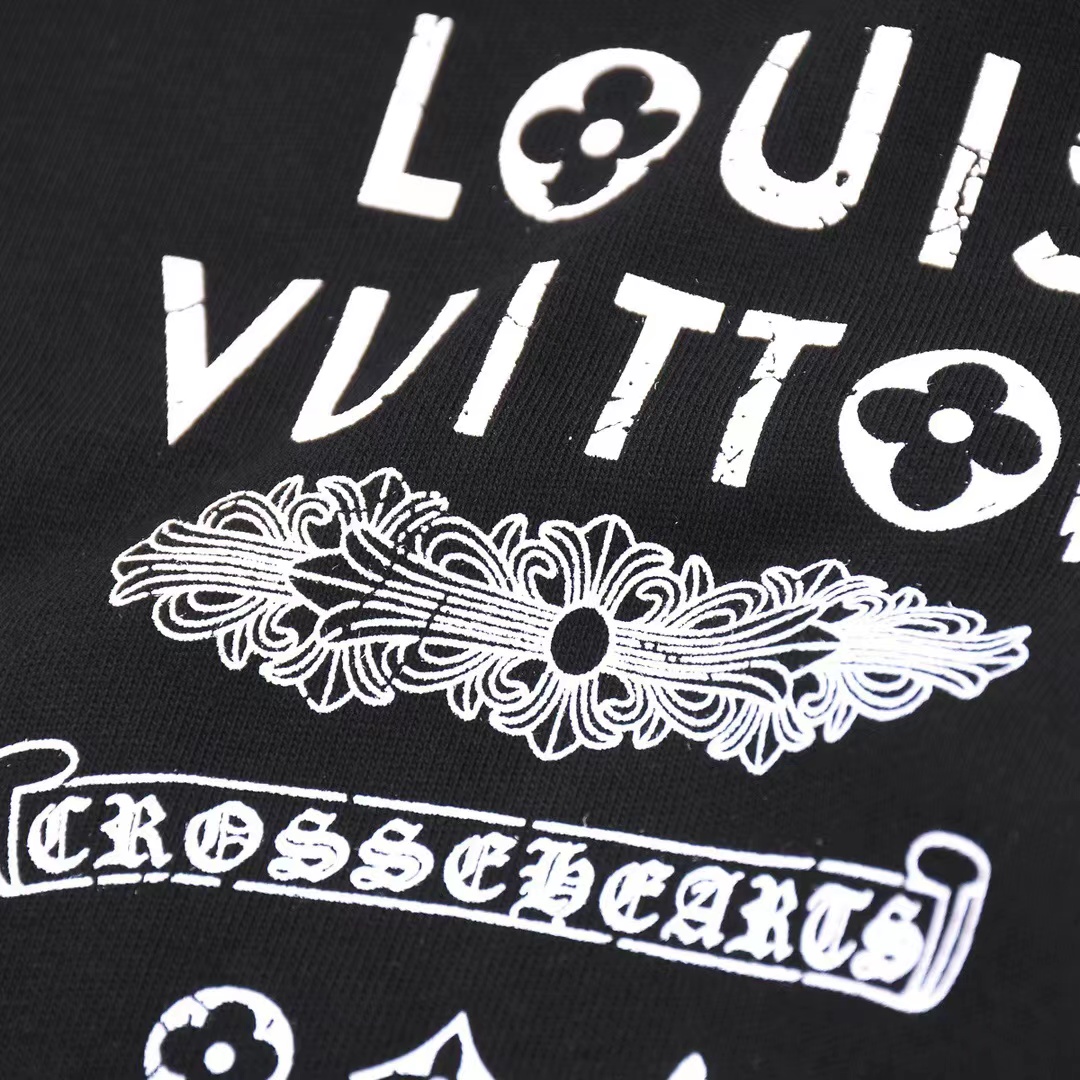 160 LOUIS VUITTON Chrome Hearts路易威登联名克罗心秀场