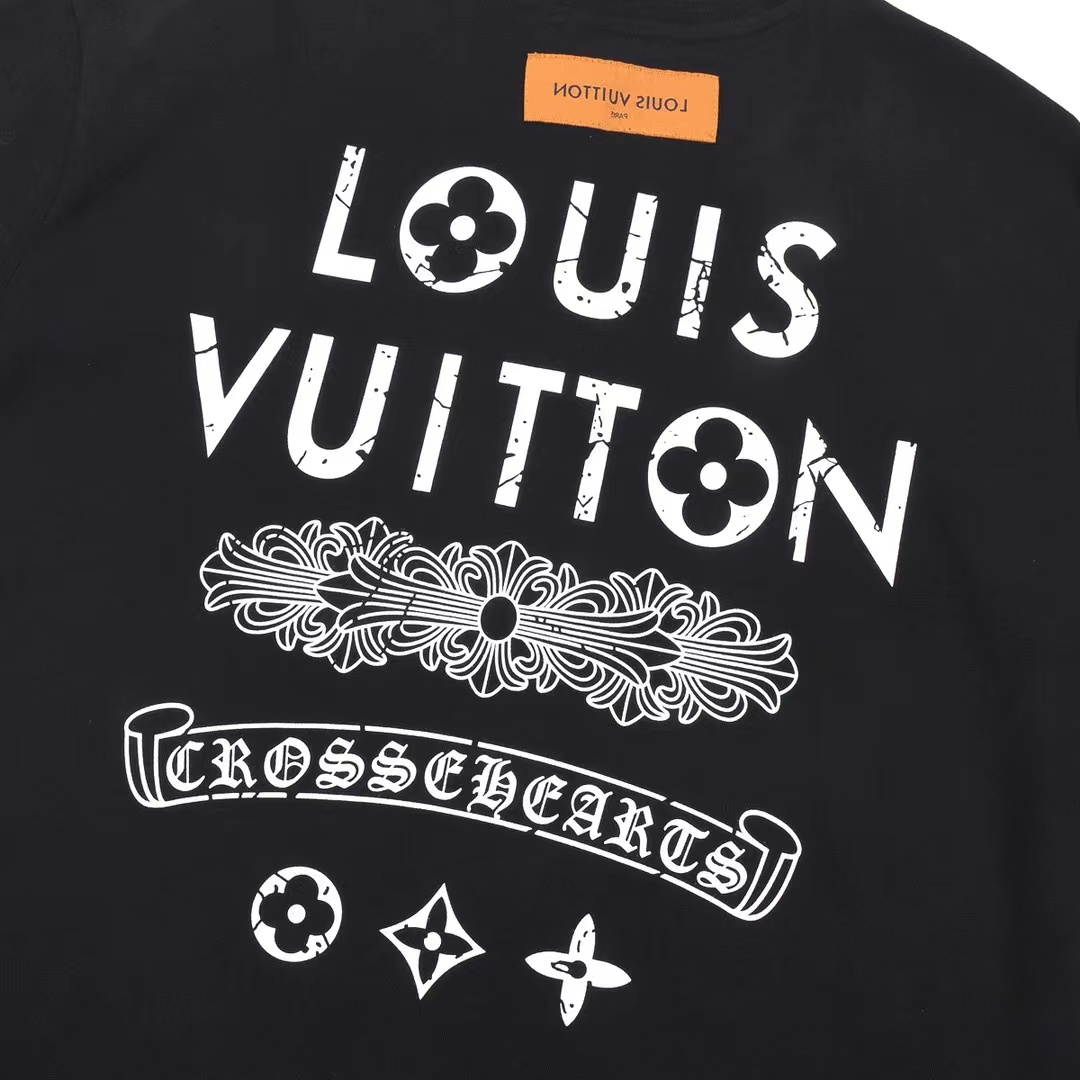 160 LOUIS VUITTON Chrome Hearts路易威登联名克罗心秀场