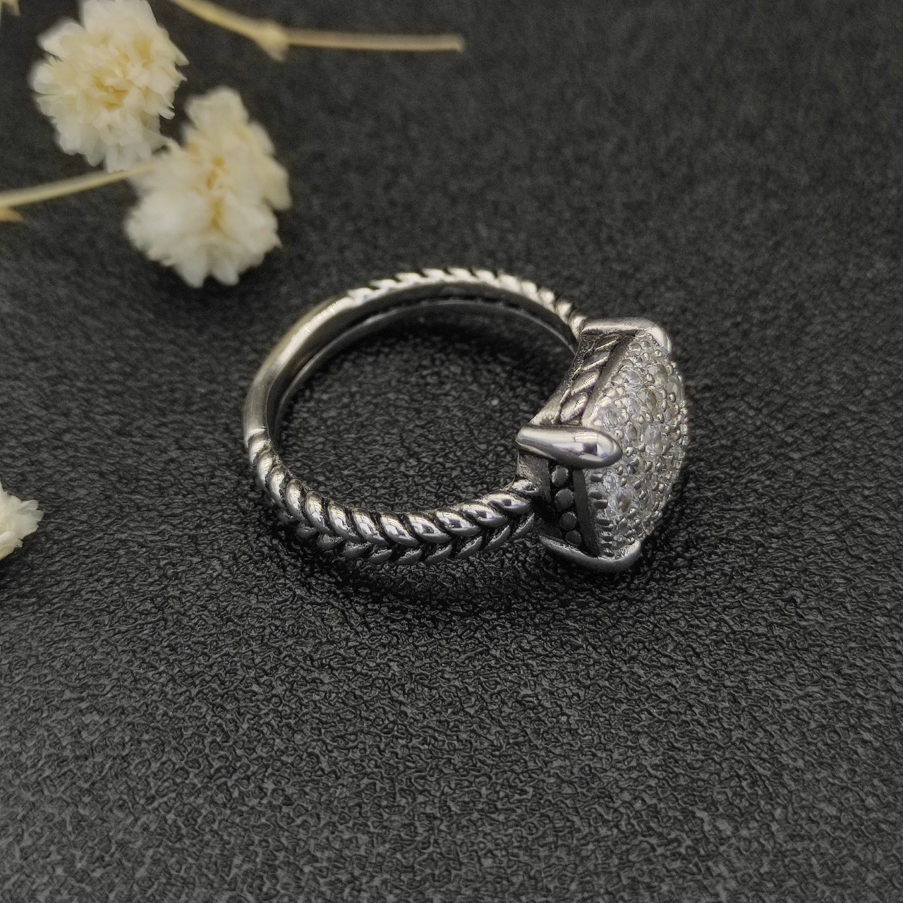 David Yurman Diamond Rings Collection: Four Claws, Various Sizes, DYJZ-040 - 图片 8