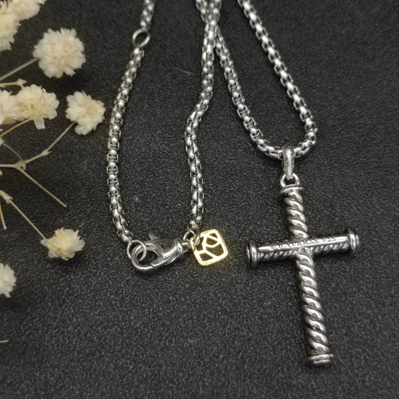 David Yurman Silver Cross Necklace with Adjustable Chain Lengths: DYXL-002 - 图片 2
