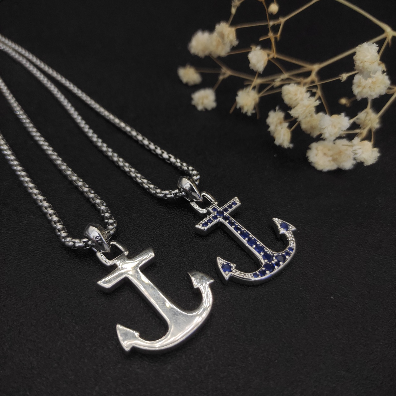 David Yurman Sea Anchor Blue Diamond Necklace with Adjustable Chain Lengths. - 图片 2