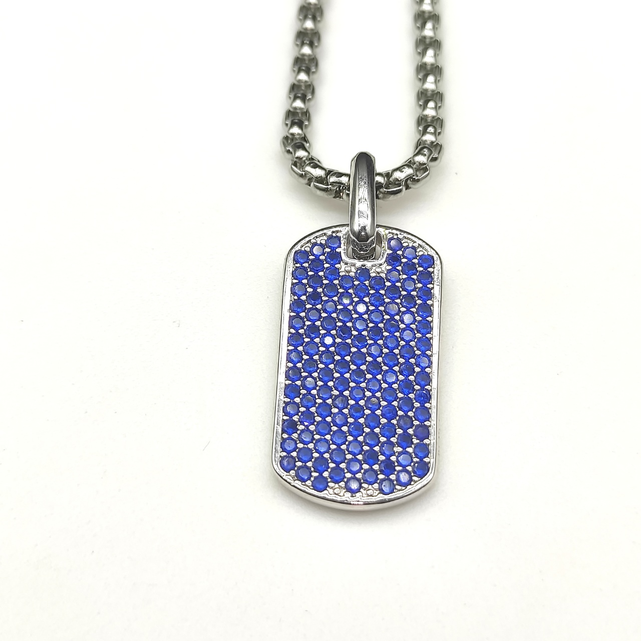 NO:112406,David Yurman full-diamond blue diamond brand necklace. Chain is 3mm thick, length 50 5cm or length 60 5cm delay chain No. DYXL-049, jewelry quality, necklace19860909David Yurman 满钻蓝钻牌子项链.链条粗3mm,长度50 5cm或长度60 5cm延迟链  编号DYXL-049,饰品精品,necklace,Jewelry