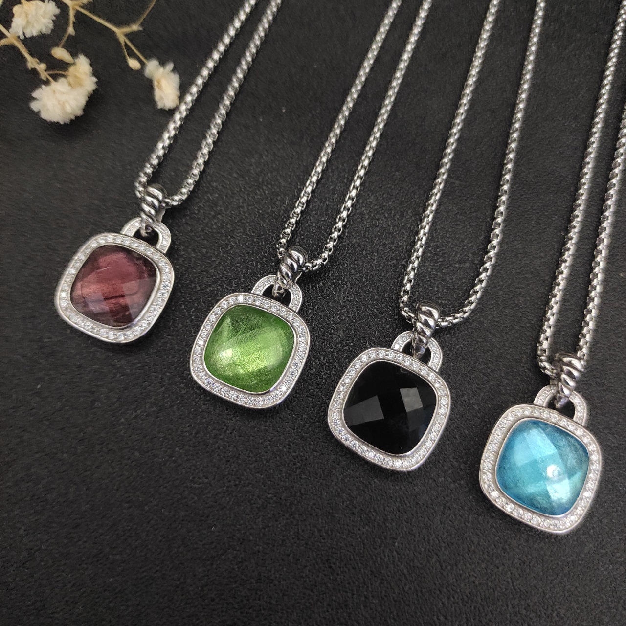 NO:112409,David Yurman 14mm main stone four-sided diamond necklace. Five styles of purple diamond, blue diamond, black diamond, green diamond, and champagne diamond, and various styles. Chain is thick 2mm, length 45 5cm delay chain No. DYXL-056-060, jewelry quality, necklace19860909David Yurman 14mm主石四方钻项链.紫钻、蓝钻、黑钻、绿钻、香槟钻五款、种款式.链条粗2mm,长度45 5cm延迟链 编号DYXL-056-060,饰品精品,necklace,Jewelry