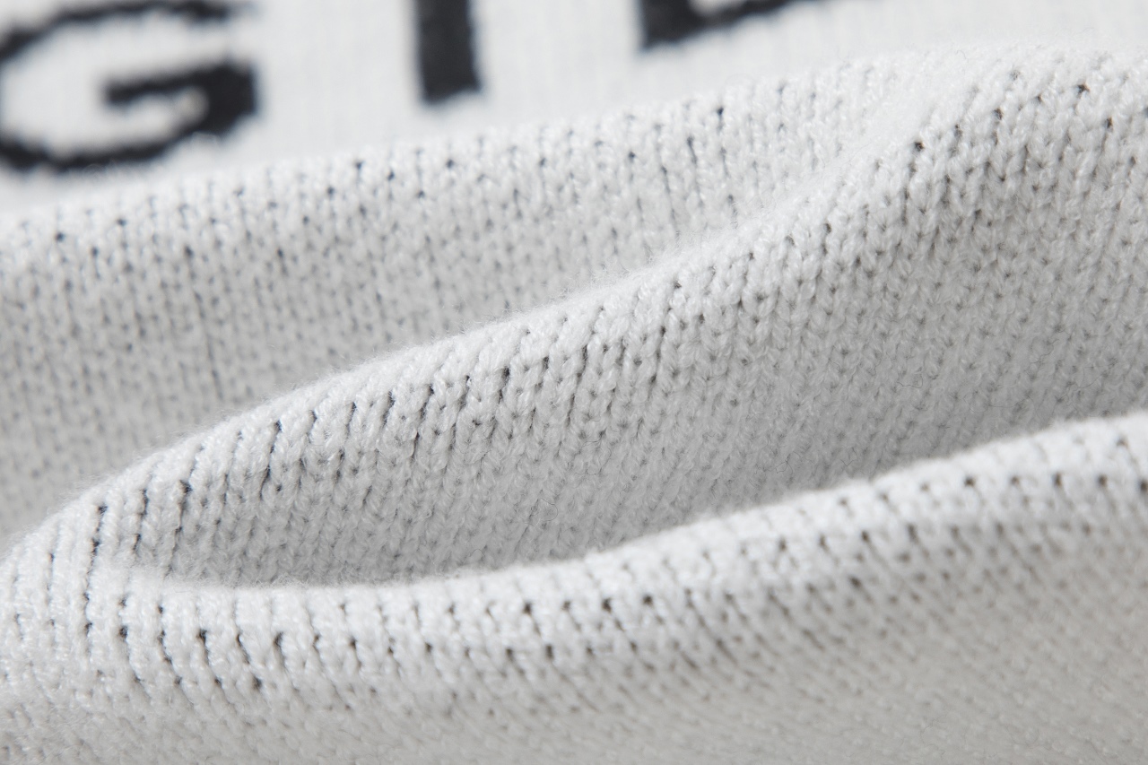 Maison Margiela MM66 Round Collar Sweater: Soft, Durable, Stylish. - 图片 9